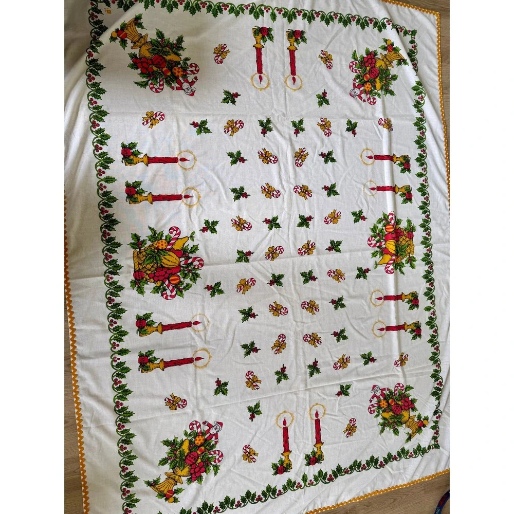 Vintage Christmas Tablecloth‎ Holly Berry Candy Cane Rickrack Trim 76x58 White